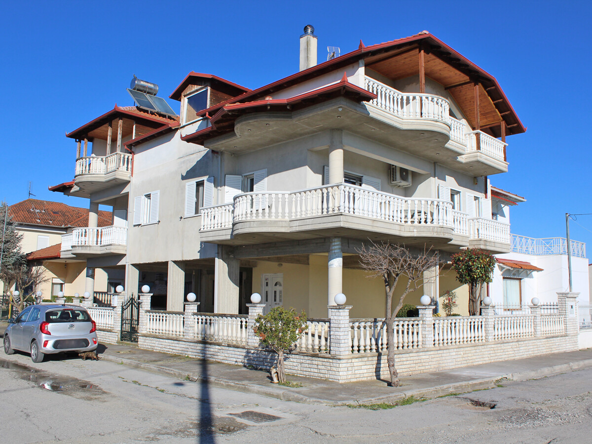 Продажа - Коттедж 300 m² на Олимпийской Ривьере