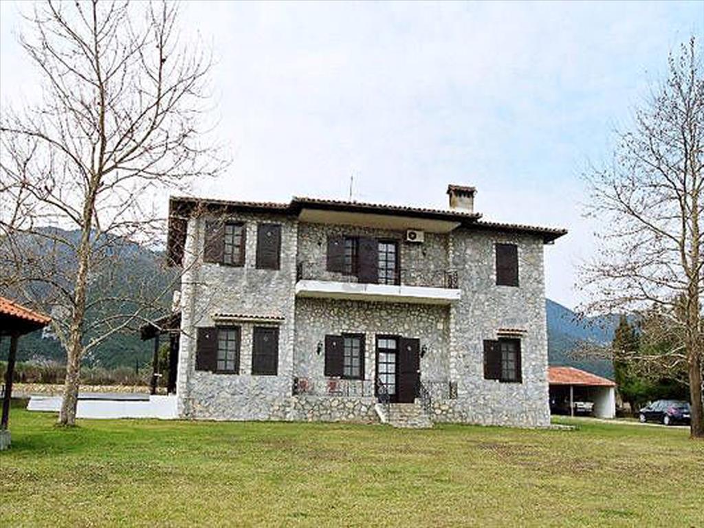 Продажа - Вилла 450 m² на Олимпийской Ривьере