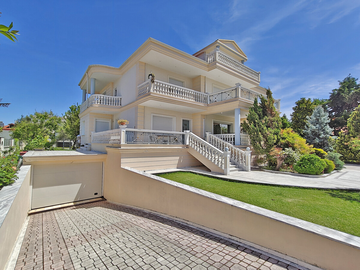 Продажа - Вилла 697 m² на Олимпийской Ривьере