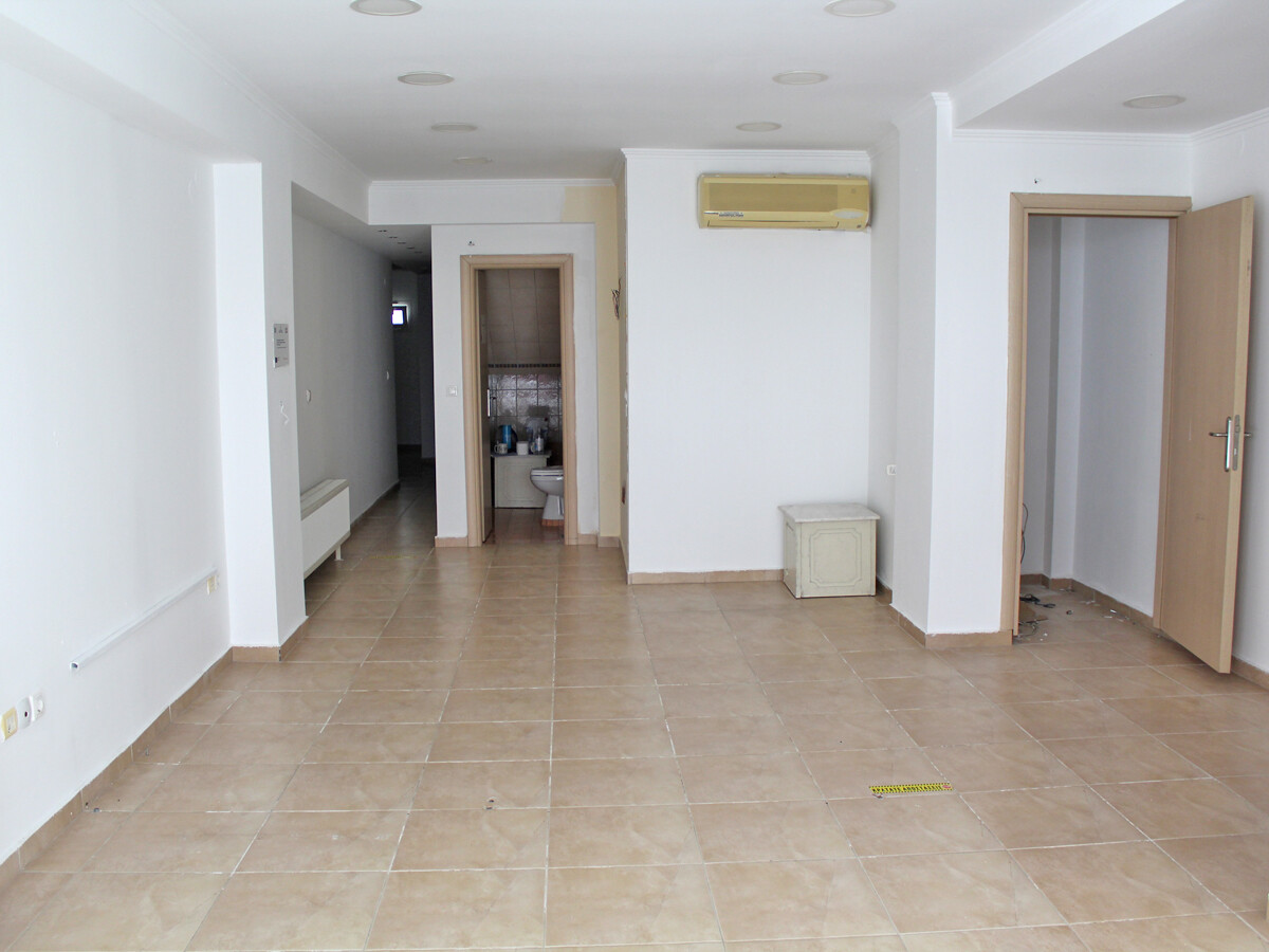Продажа - Коммерческое помещение 81 m² на Олимпийской Ривьере