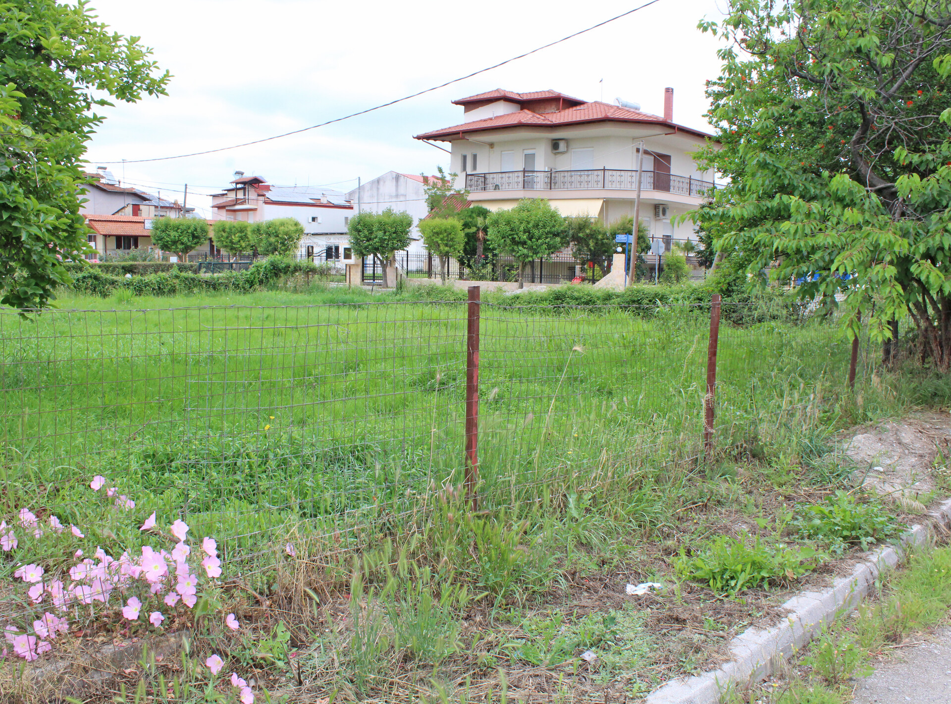 Продажа - Земельный участок 550 m² на Олимпийской Ривьере