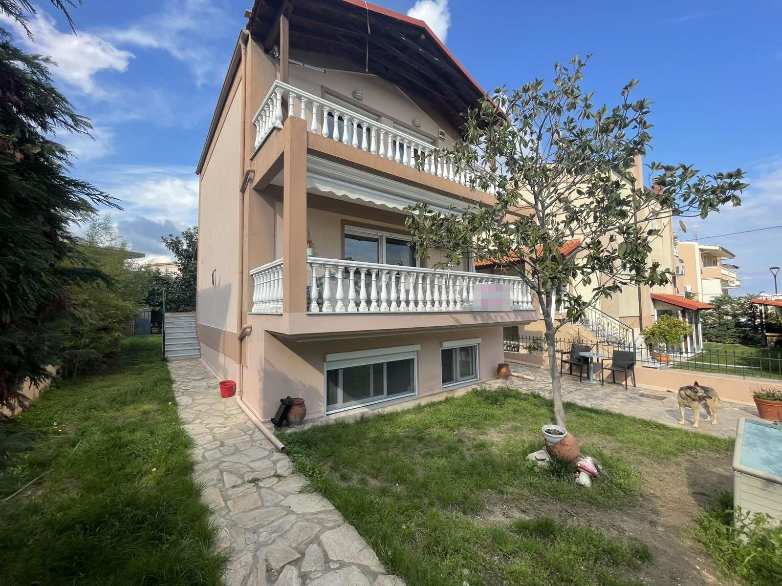 Продажа - Таунхаус 150 m² в пригороде Кавалы