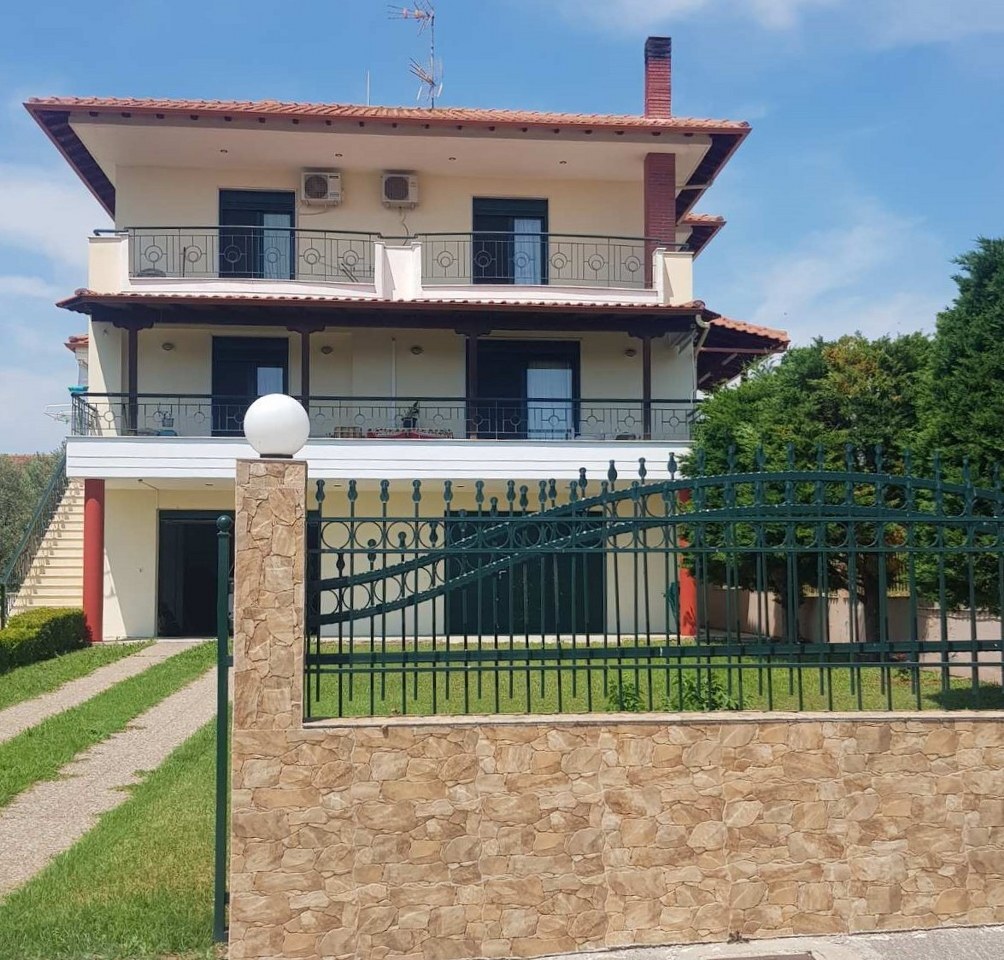 Продажа - Коттедж 256 m² в Халкидиках
