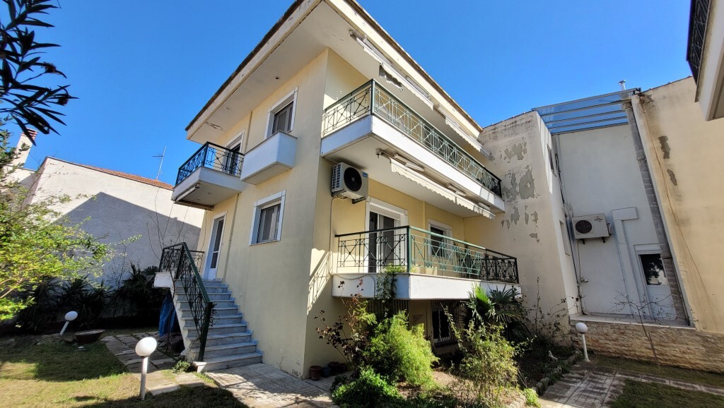 Продажа - Таунхаус 151 m² в пригороде Салоник