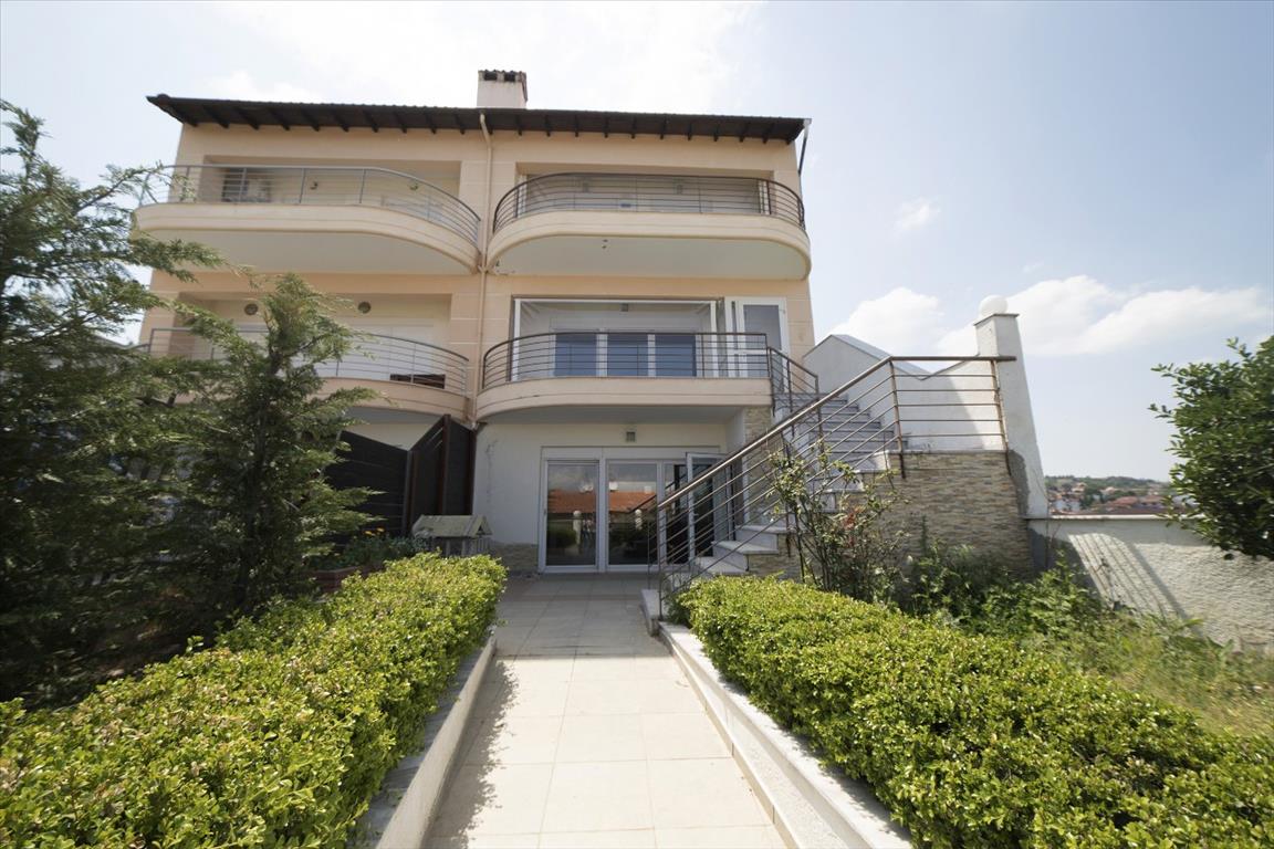 Продажа - Таунхаус 235 m² в пригороде Салоник