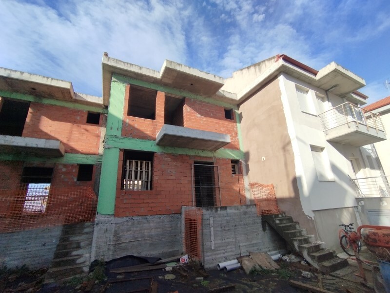 Продажа - Таунхаус 109 m² в пригороде Салоник