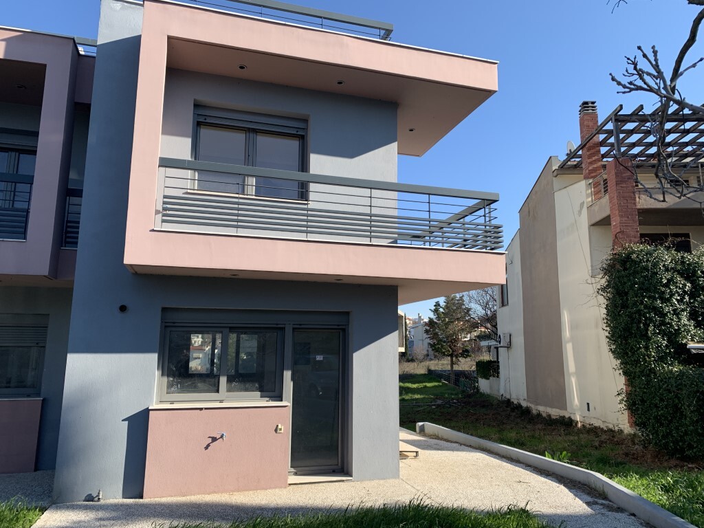 Продажа - Таунхаус 150 m² в пригороде Салоник