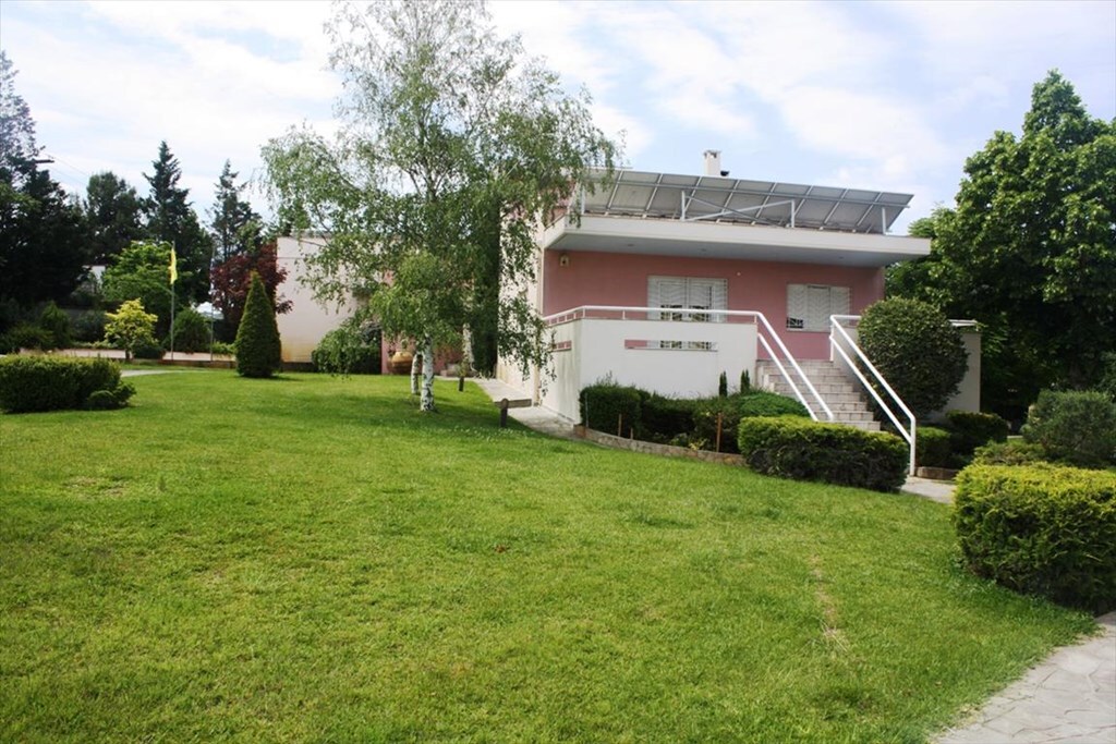 Продажа - Вилла 610 m² в пригороде Салоник