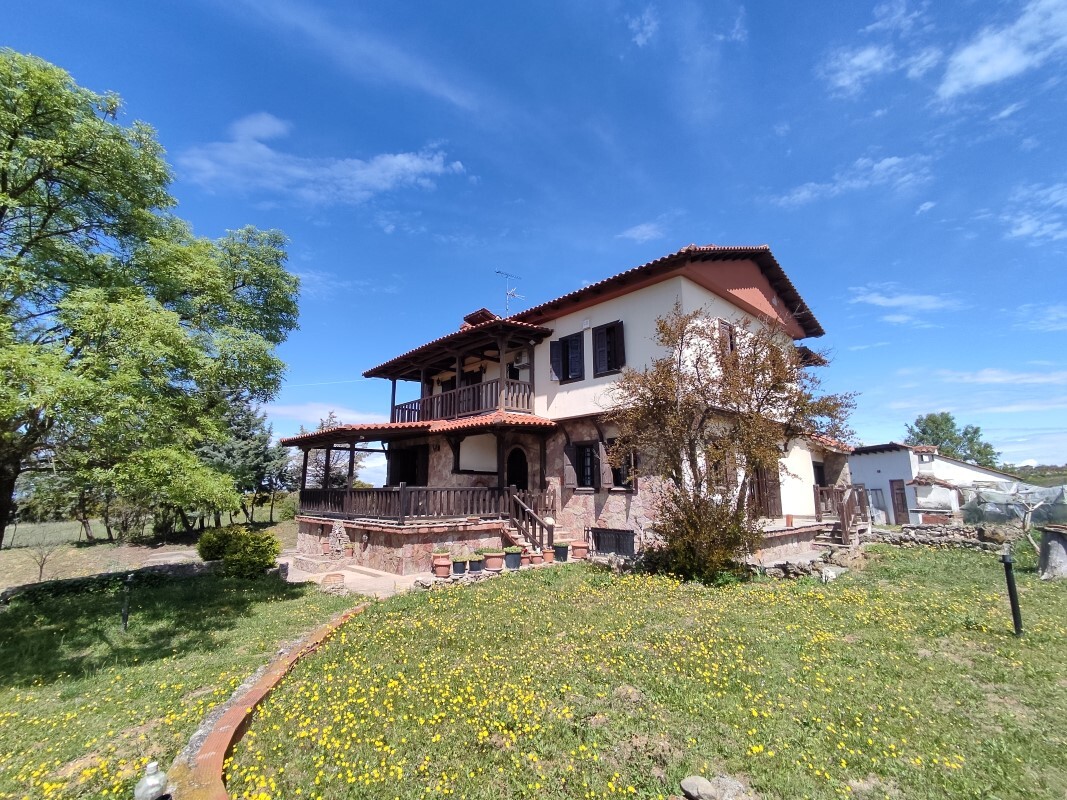 Продажа - Вилла 285 m² в пригороде Салоник
