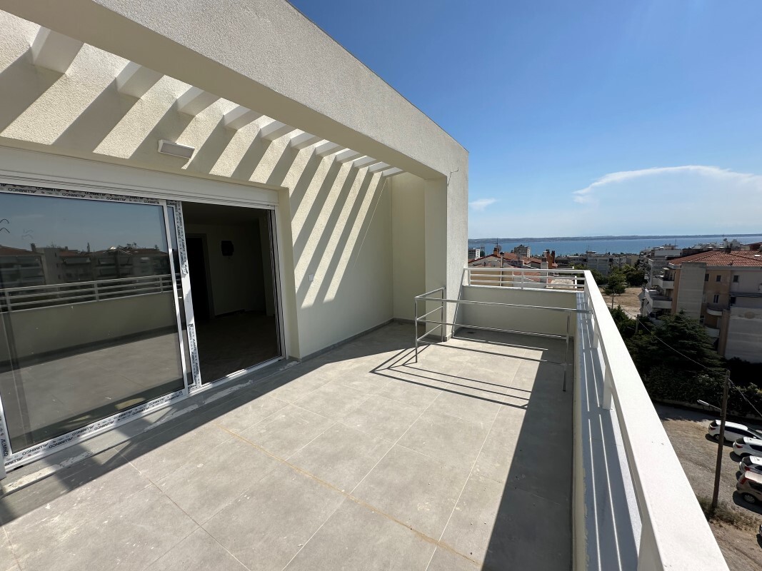 Продажа - Двухуровневая квартира 148 m² в Салониках