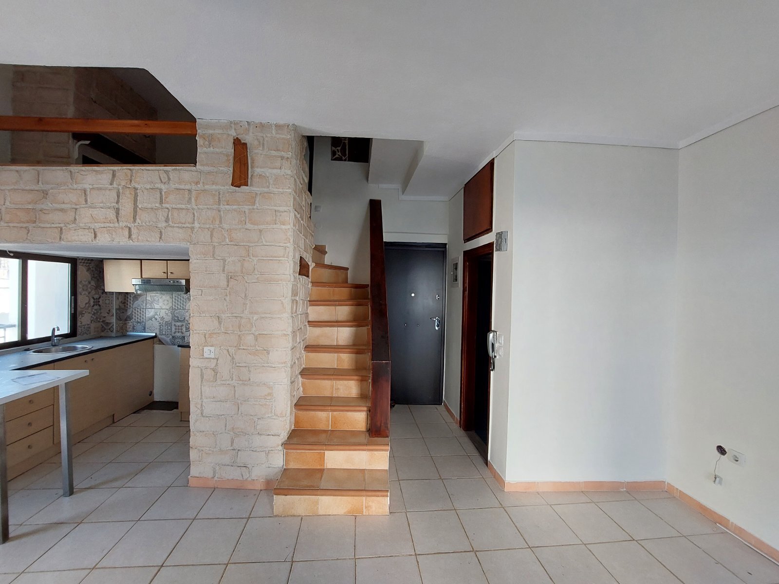 Продажа - Двухуровневая квартира 70 m² в Салониках