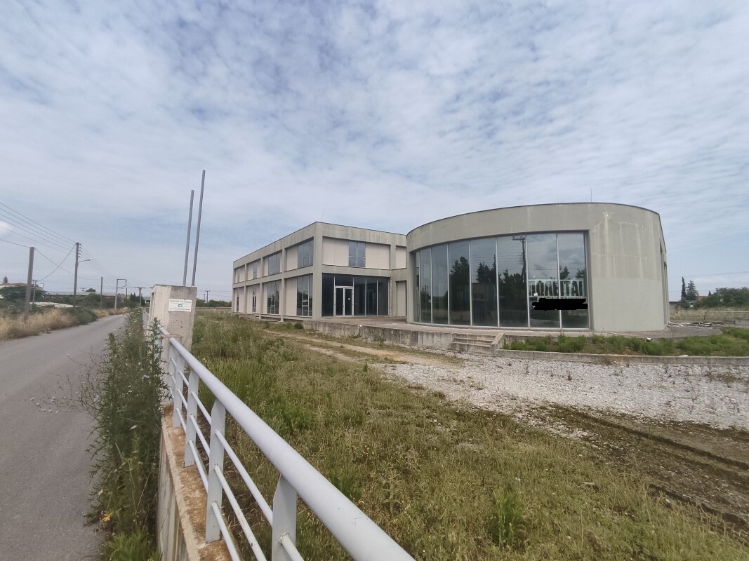 Продажа - Коммерческое помещение 4100 m² в пригороде Салоник