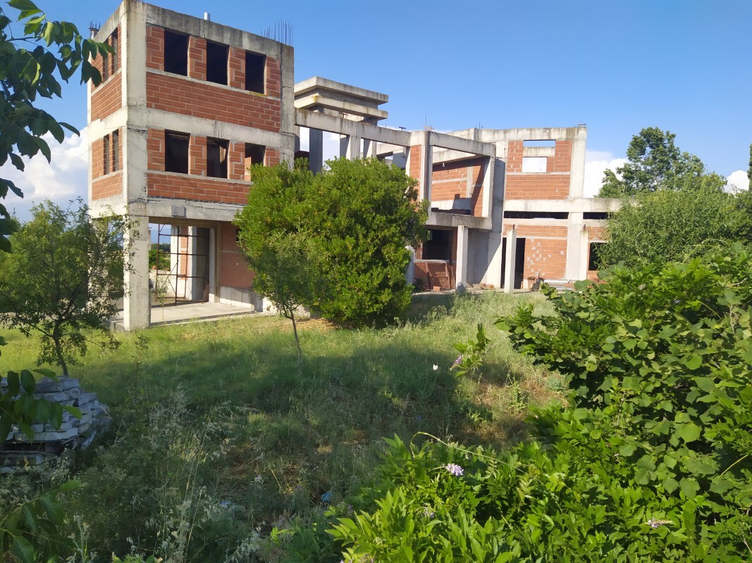 Продажа - Здание 850 m² в пригороде Салоник
