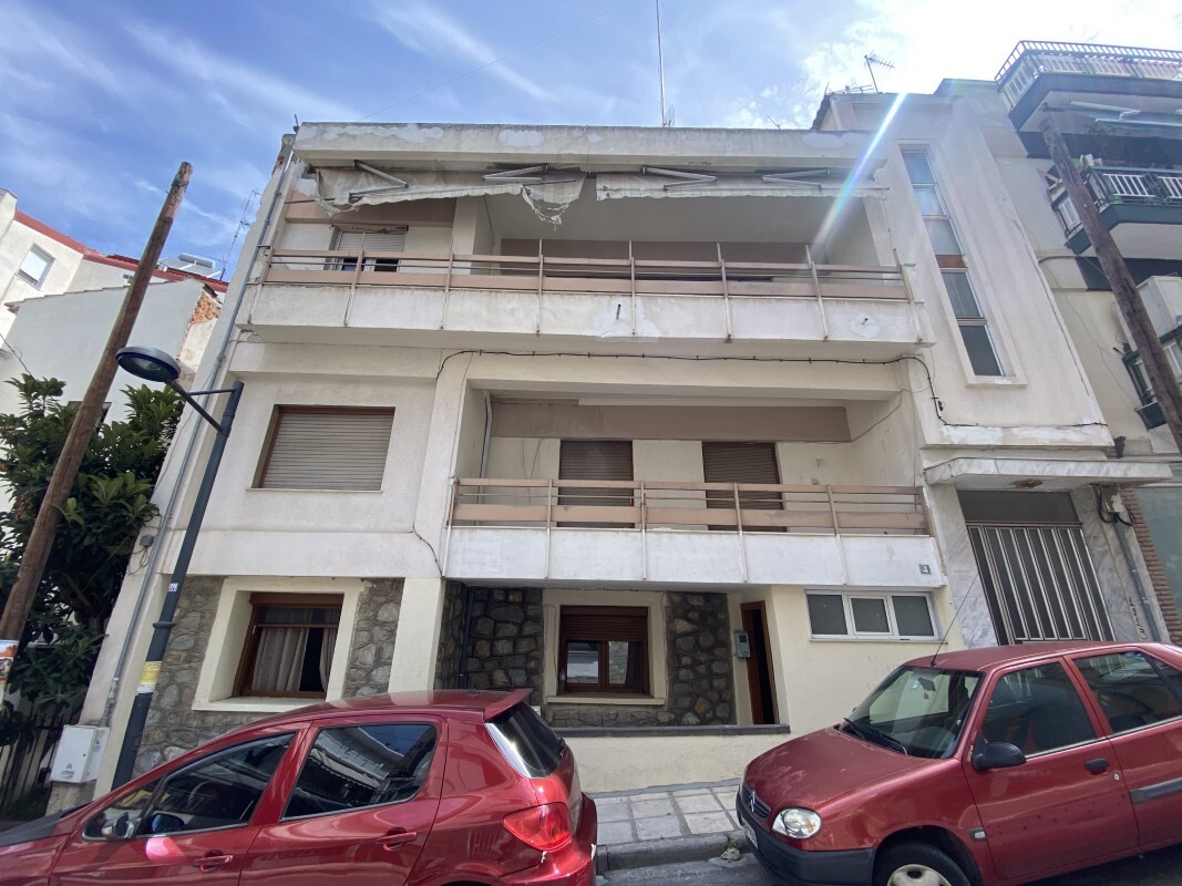 Продажа - Здание 300 m² в Салониках