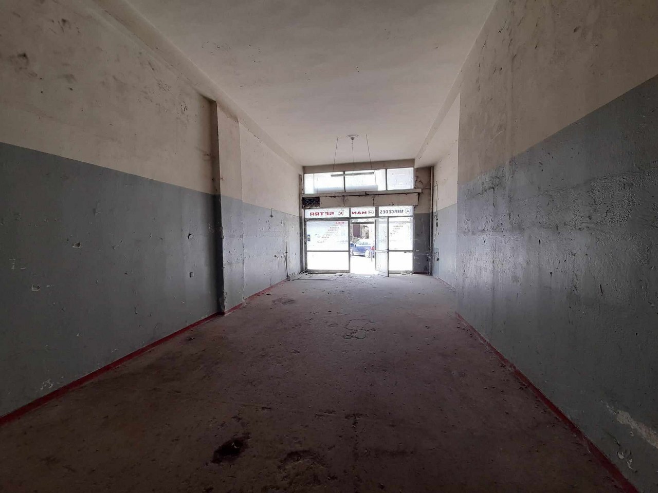 Продажа - Коммерческое помещение 230 m² в Салониках