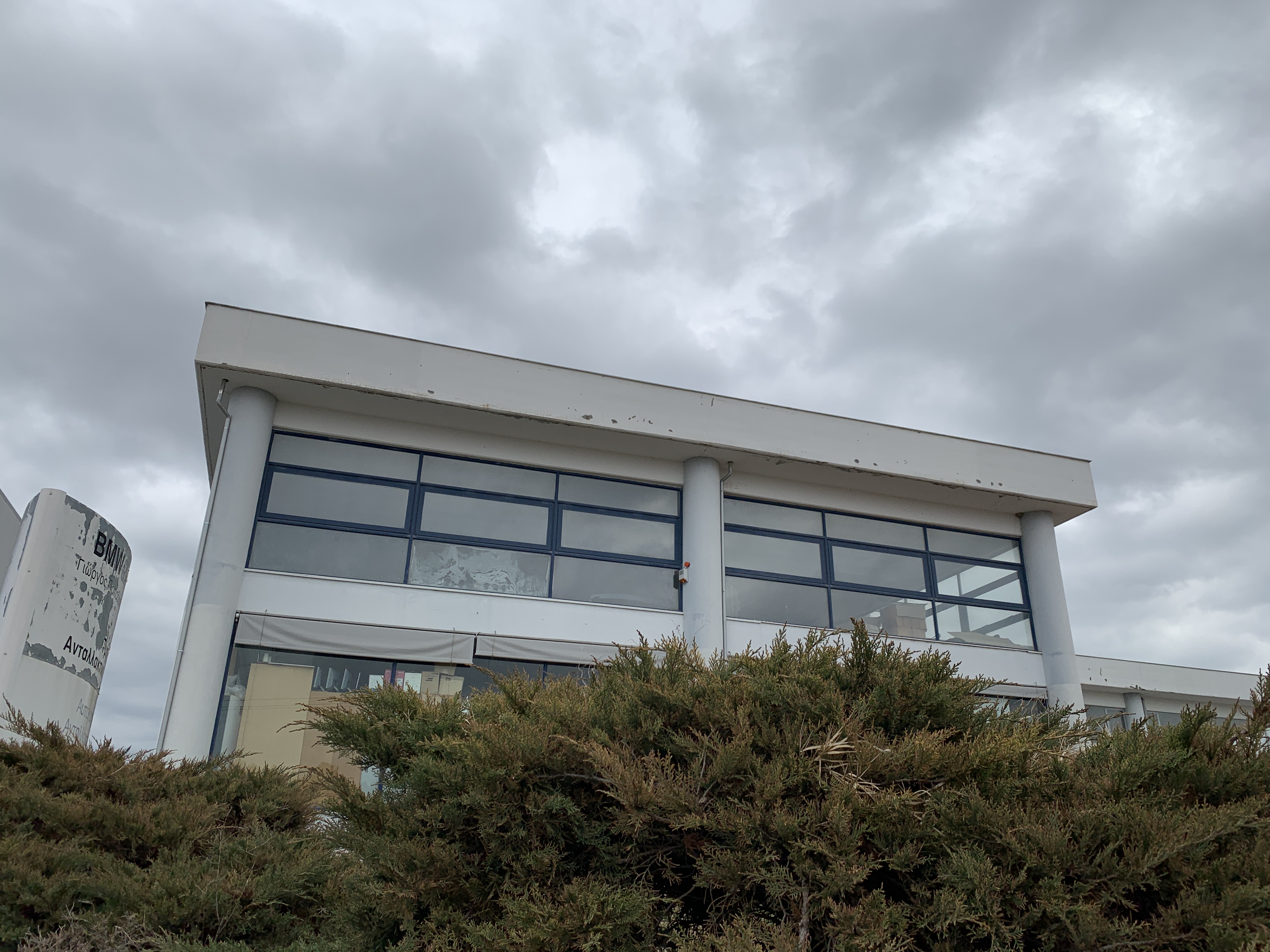 Продажа - Коммерческое помещение 1200 m² в Салониках