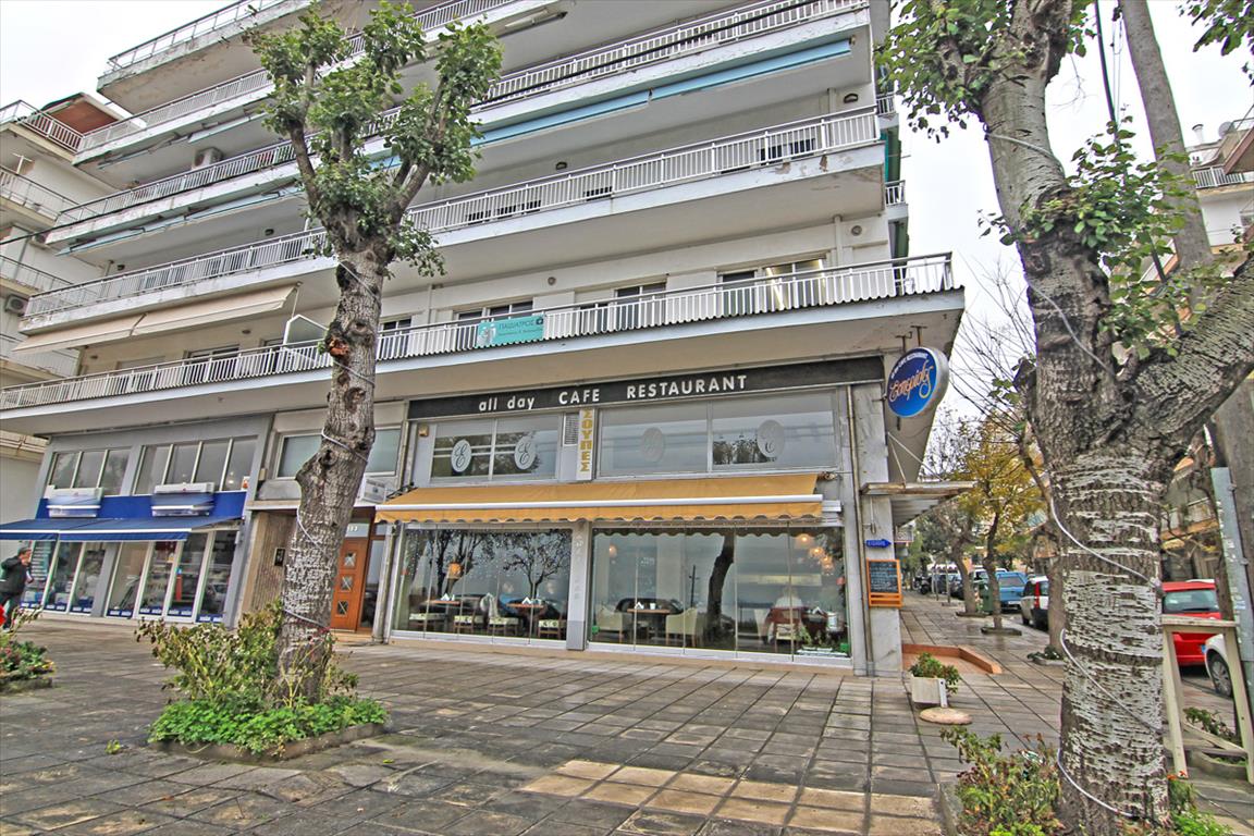 Продажа - Коммерческое помещение 250 m² в Салониках