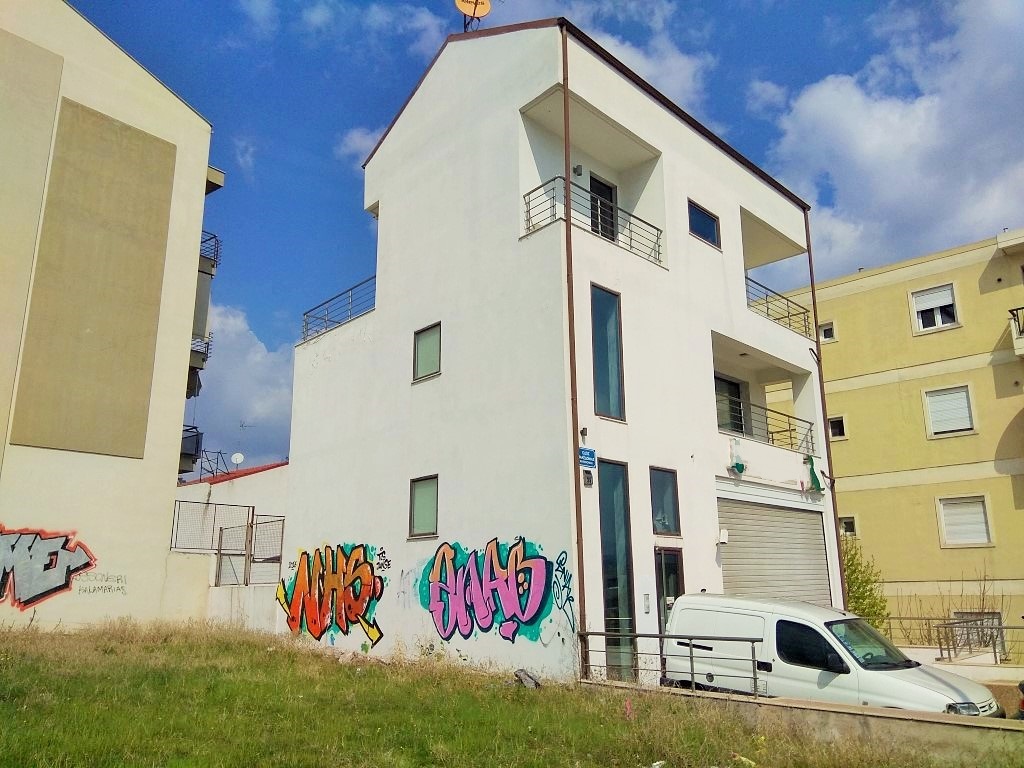 Продажа - Здание 455 m² в Салониках
