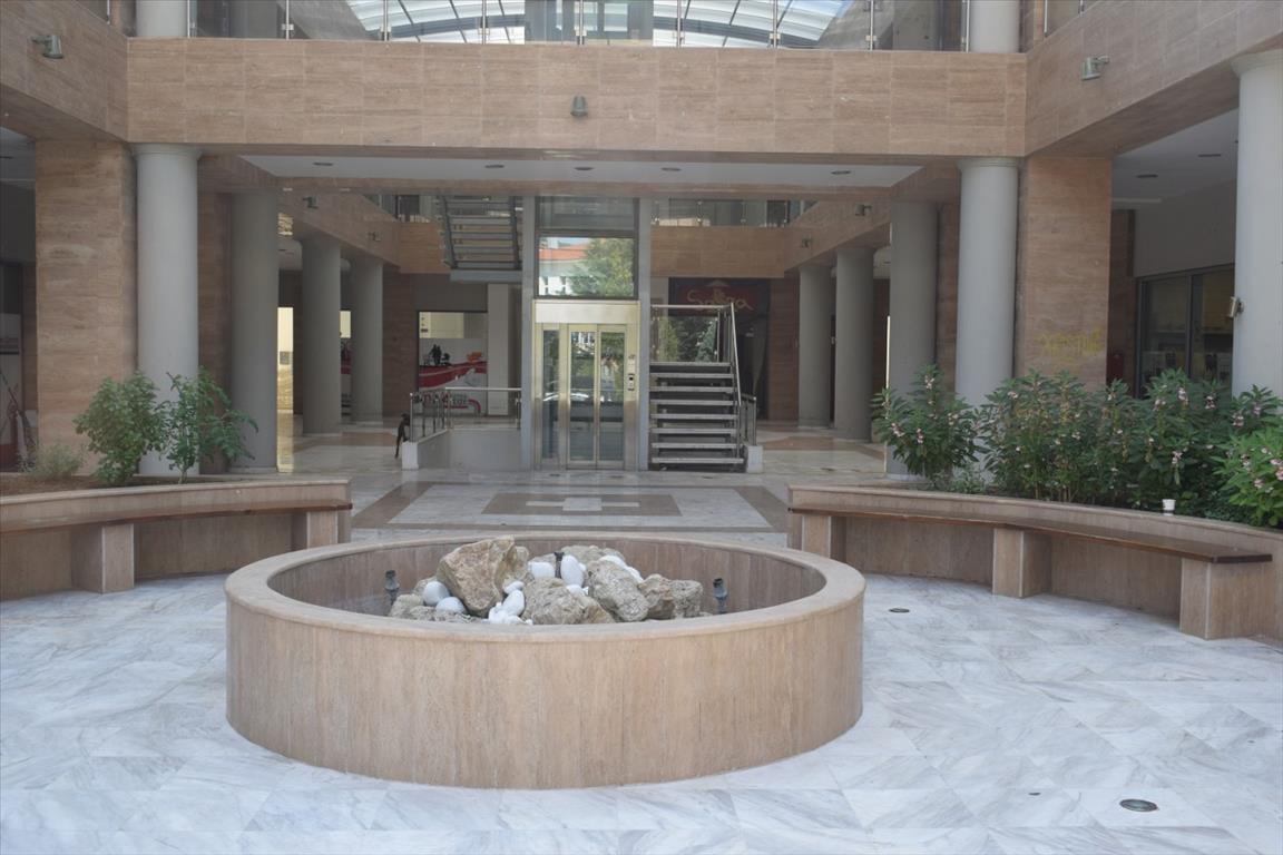 Продажа - Здание 5600 m² в Салониках