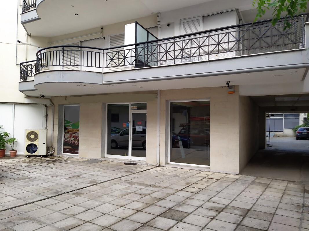 Продажа - Коммерческое помещение 100 m² в Салониках