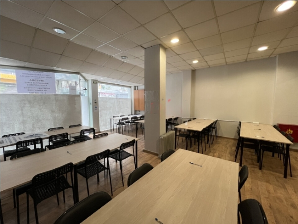 Продажа - Коммерческое помещение 60 m² в Салониках