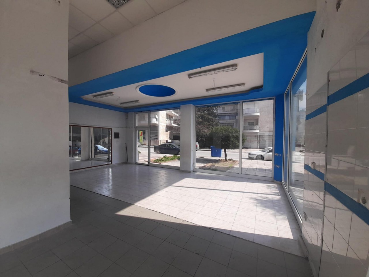 Продажа - Коммерческое помещение 180 m² в Салониках