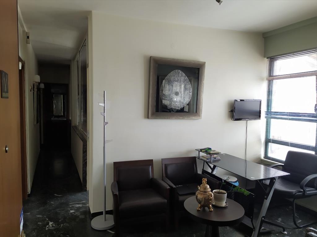 Продажа - Коммерческое помещение 32 m² в Салониках