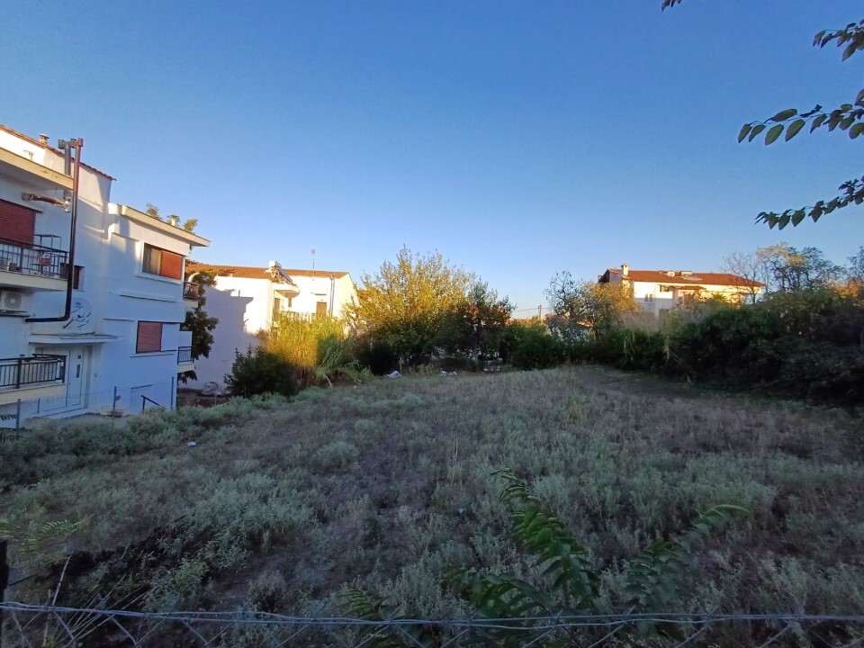 Продажа - Земельный участок 700 m² в пригороде Салоник