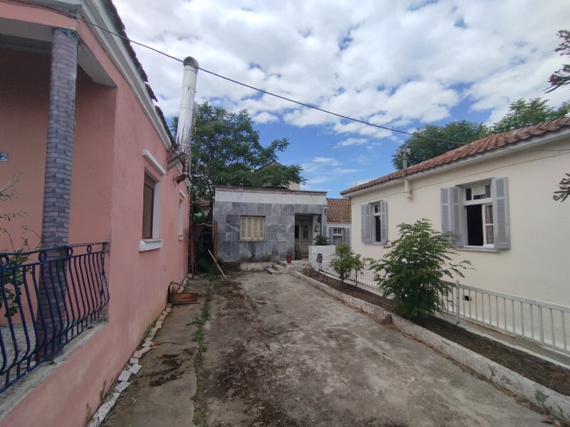 Продажа - Земельный участок 123 m² в пригороде Салоник