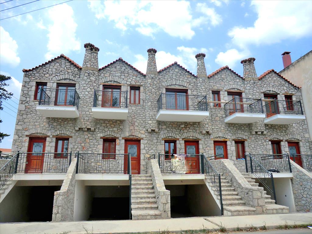 Продажа - Таунхаус 115 m² на Восточном Пелопоннесе