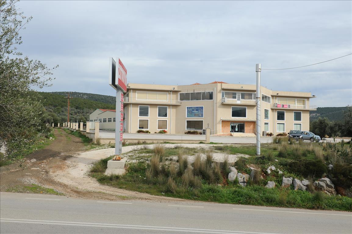 Продажа - Здание 4665 m² на Восточном Пелопоннесе