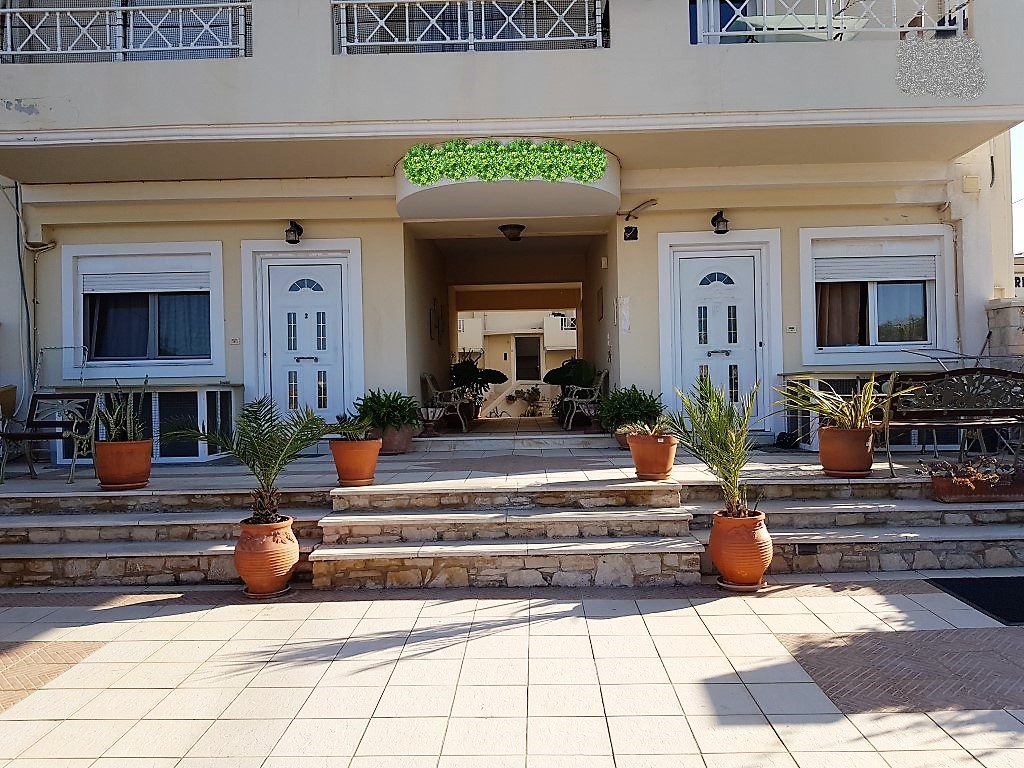 Продажа - Бизнес 600 m² на Крите