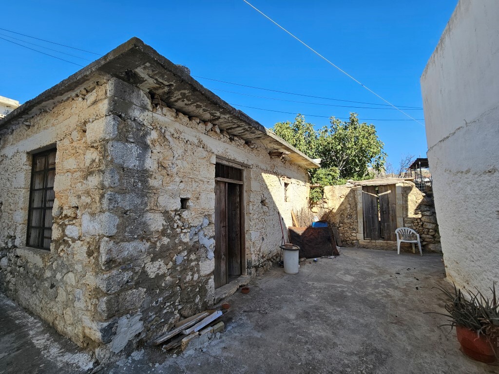 Продажа - Земельный участок 240 m² на Крите