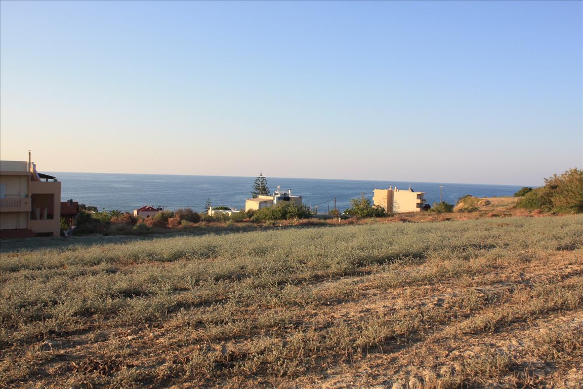Продажа - Земельный участок 25000 m² на Крите