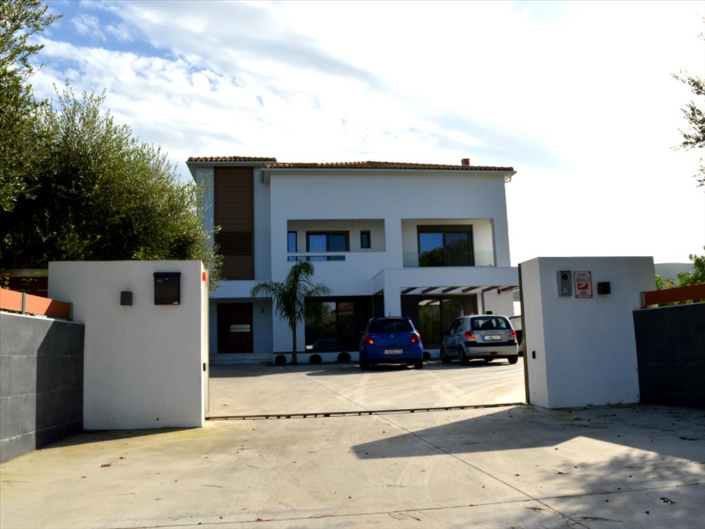Продажа - Вилла 350 m² о. Закинф
