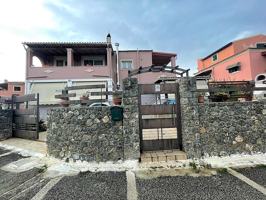 Продажа - Квартира 116 m² на о. Корфу