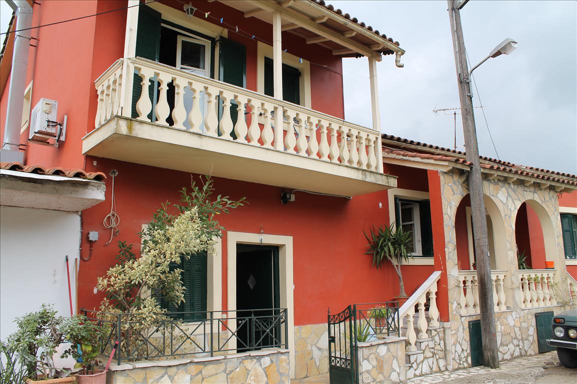 Продажа - Коттедж 350 m² на о. Корфу
