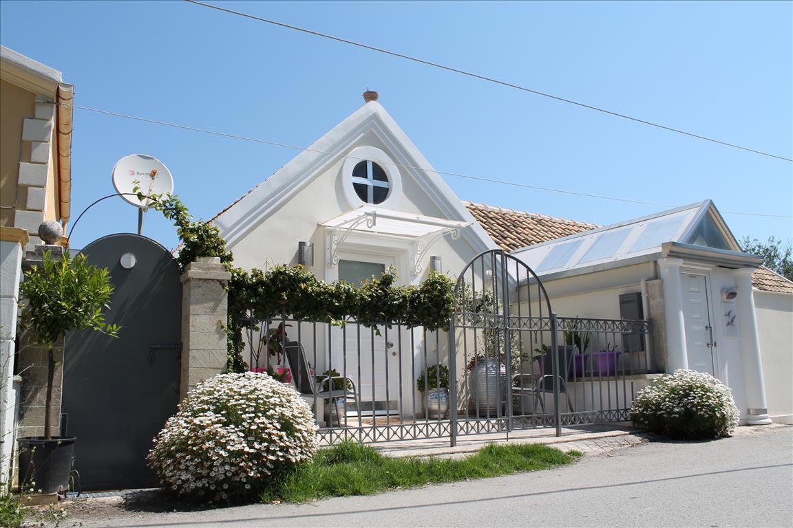Продажа - Вилла 250 m² на о. Корфу