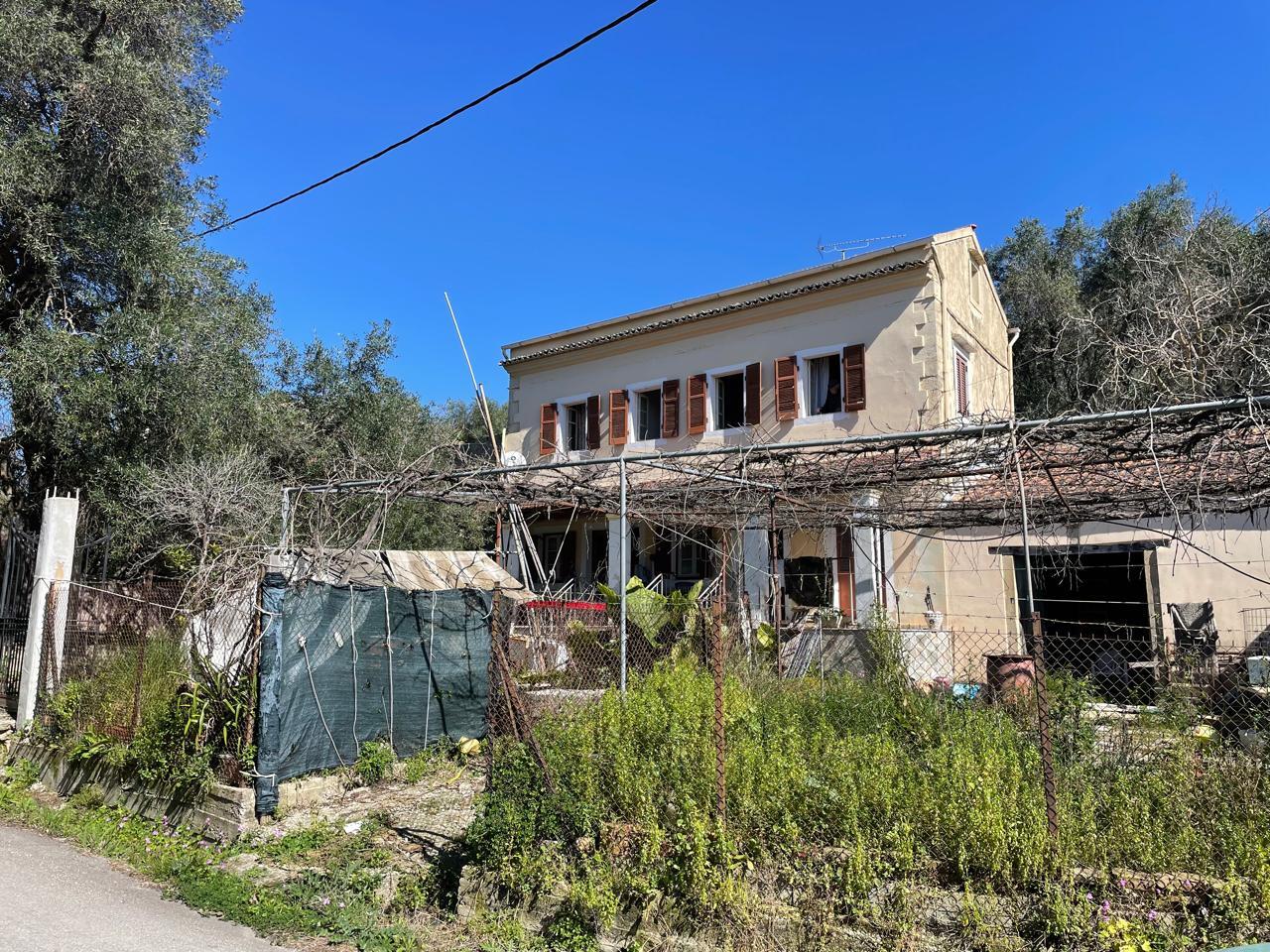Продажа - Коттедж 150 m² на о. Корфу