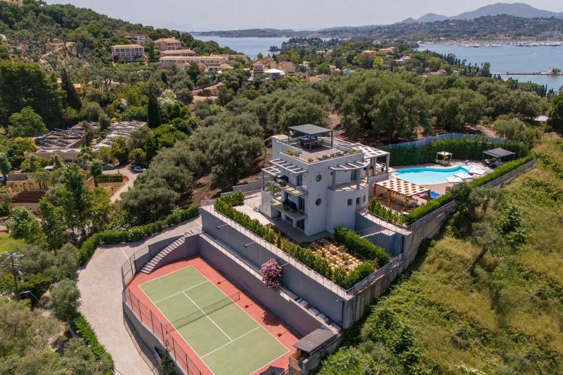 Продажа - Вилла 436 m² на о. Корфу