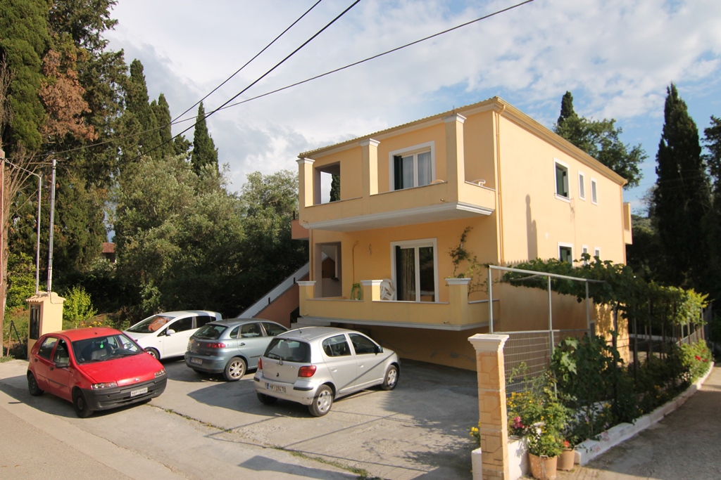 Продажа - Коттедж 274 m² на о. Корфу