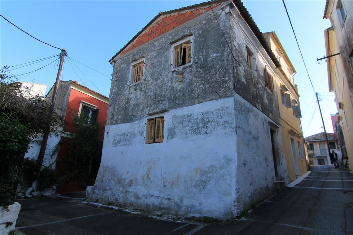 Продажа - Коттедж 80 m² на о. Корфу