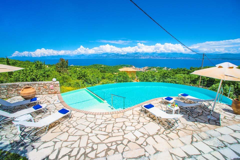 Продажа - Вилла 240 m² на о. Корфу