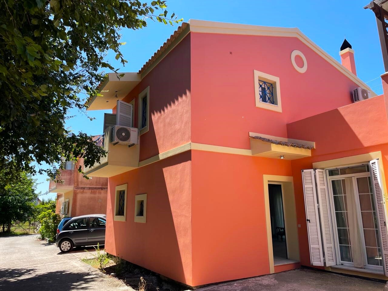 Продажа - Таунхаус 130 m² на о. Корфу