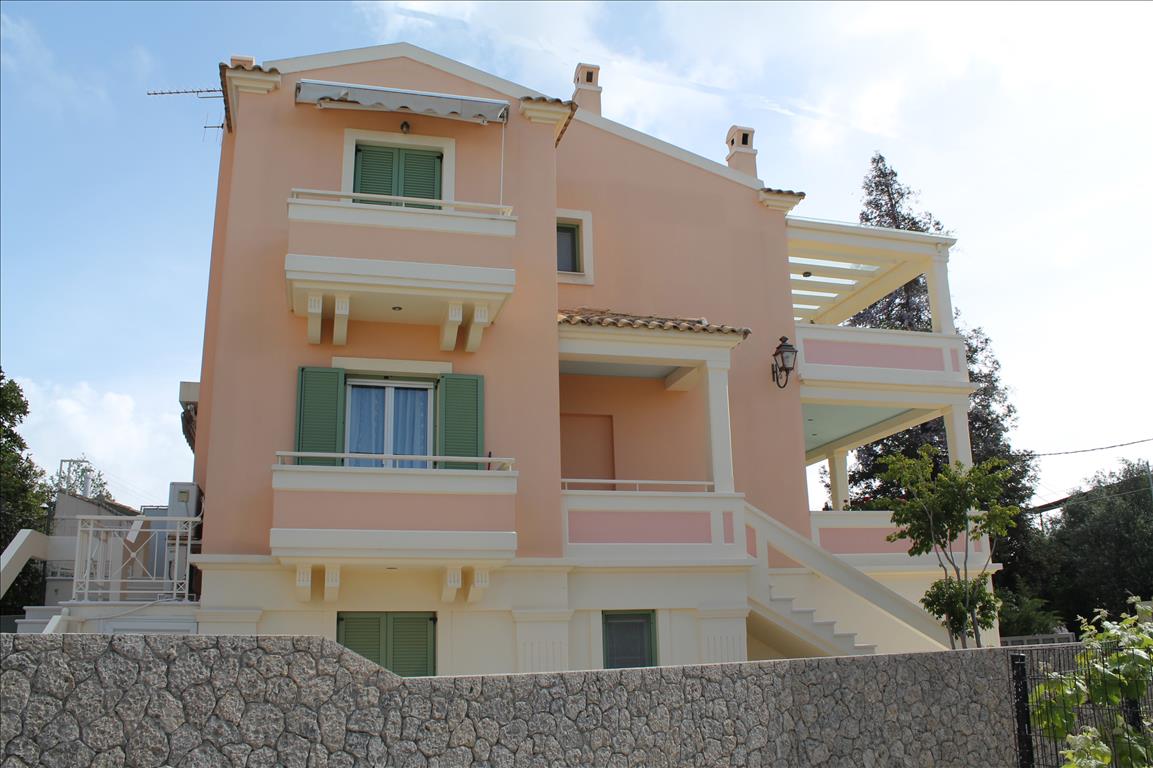 Продажа - Коттедж 280 m² на о. Корфу