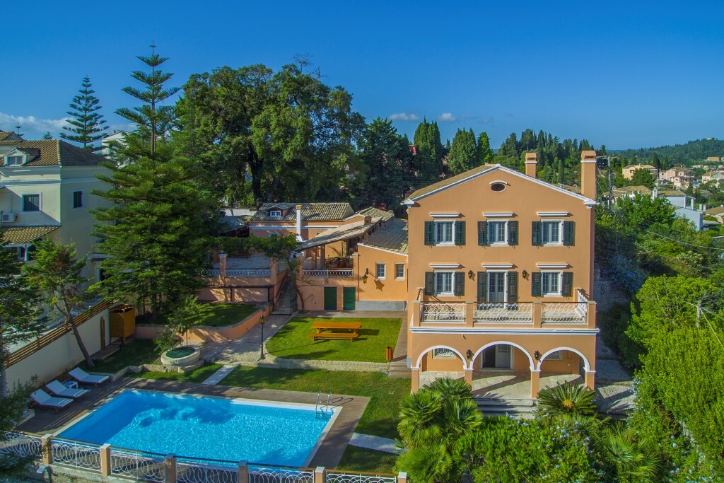 Продажа - Вилла 470 m² на о. Корфу