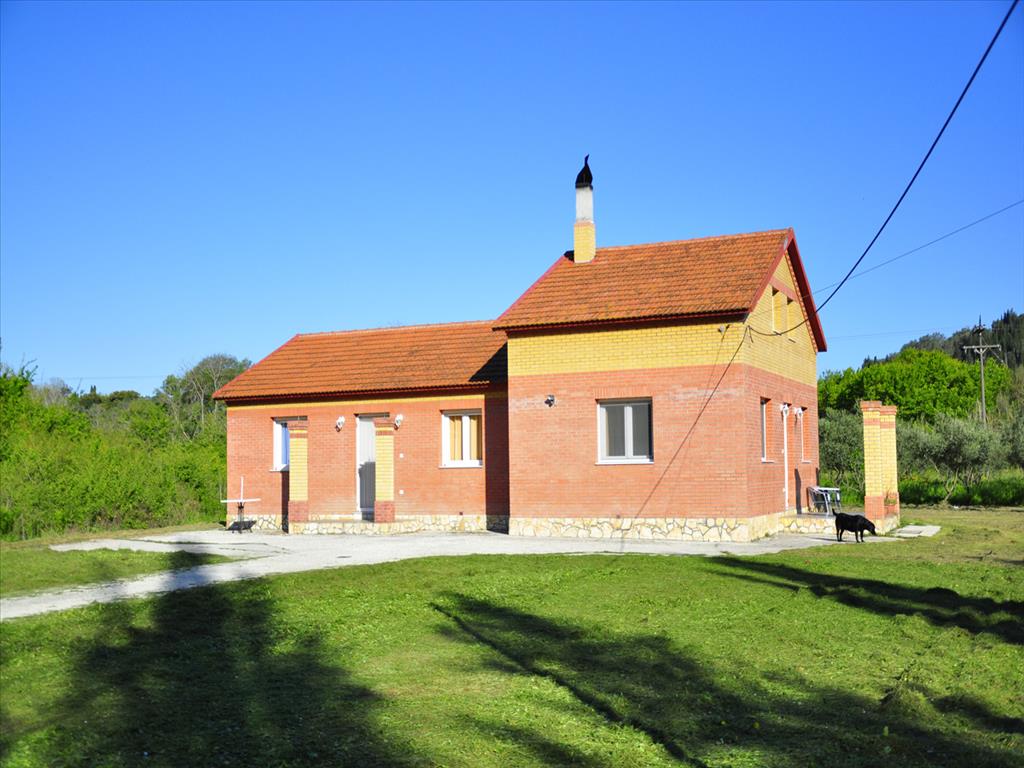 Продажа - Коттедж 150 m² на о. Корфу
