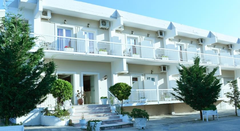 Продажа - Гостиница 1200 m² на о. Корфу