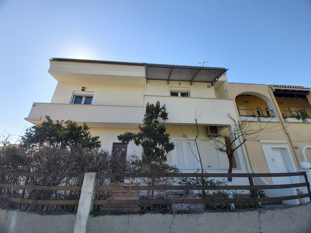 Продажа - Здание 510 m² на о. Корфу