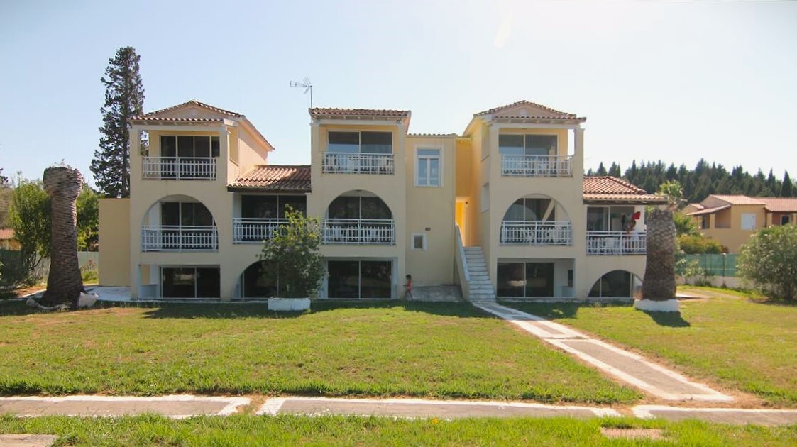 Продажа - Гостиница 412 m² на о. Корфу